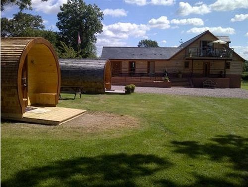 Big Bear Lodge Melverley Luaran gambar